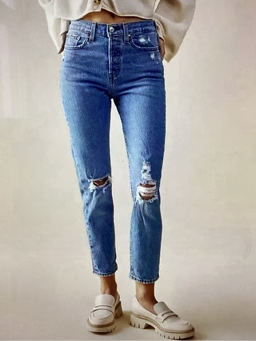 ✨️Levi's NWT Wedgie Fit Ankle High-Rise Tapered Leg Distressed Jeans, 27 SALE✨️